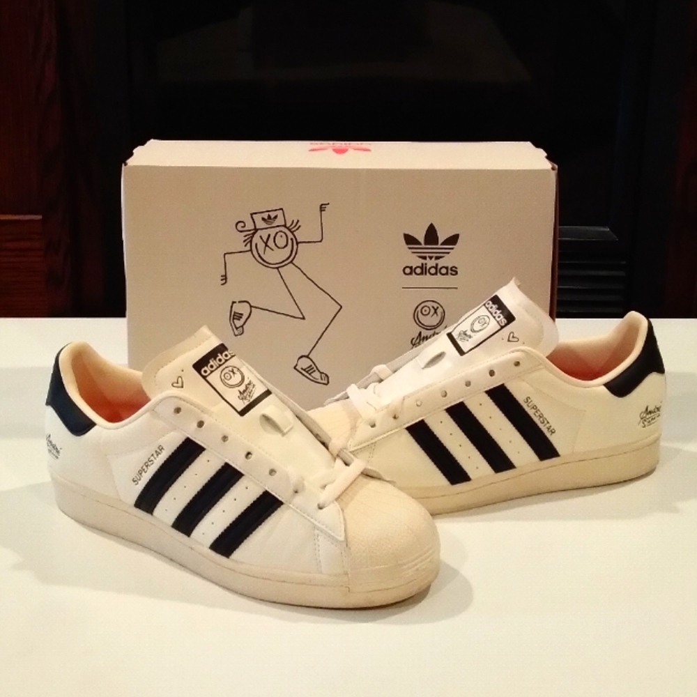 Adidas Superstar x Andre Saraiva Size 8 mens Cream and Black